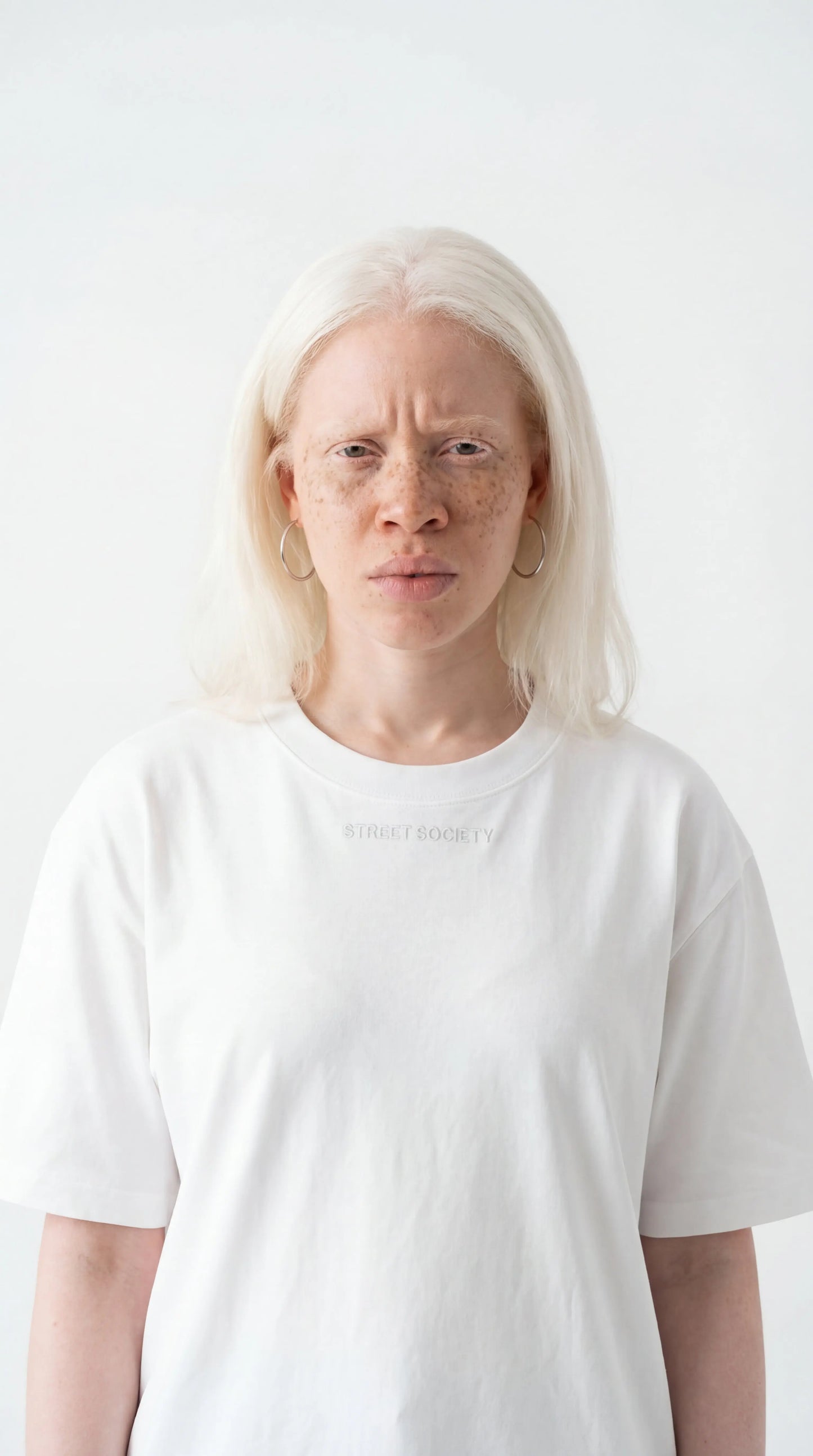 OverSize Fit Unisex Cotton T-shirt "Aura White" - Street Society