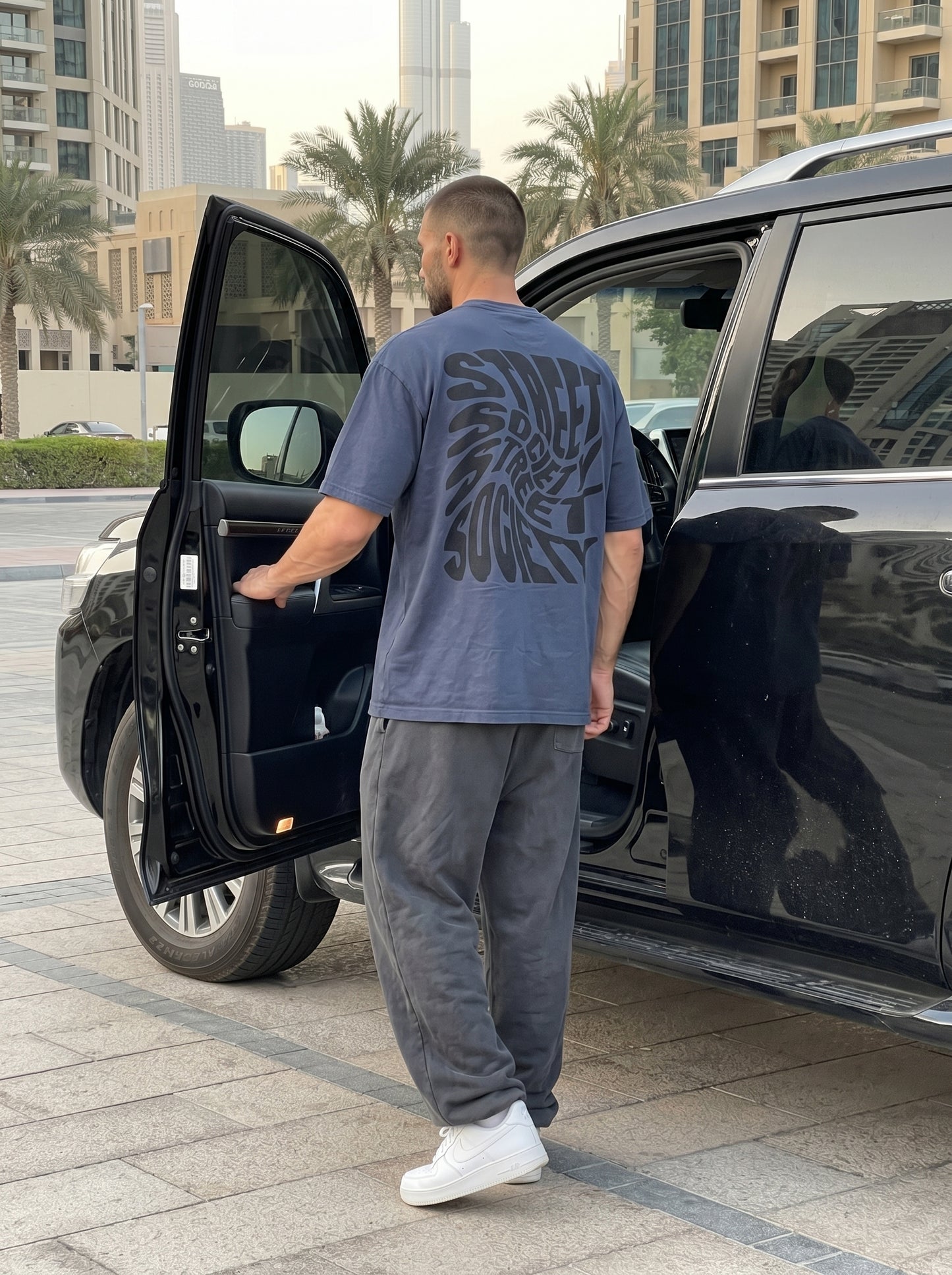 Street Society Blue - minimalist oversized tee