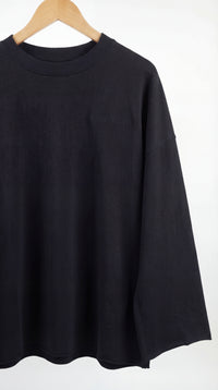 Loose Sleeves - Black Hoodie
