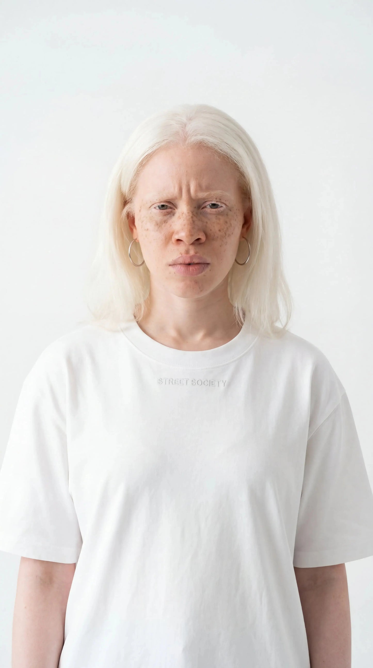 OverSize Fit Unisex Cotton T-shirt "Aura White" - Street Society